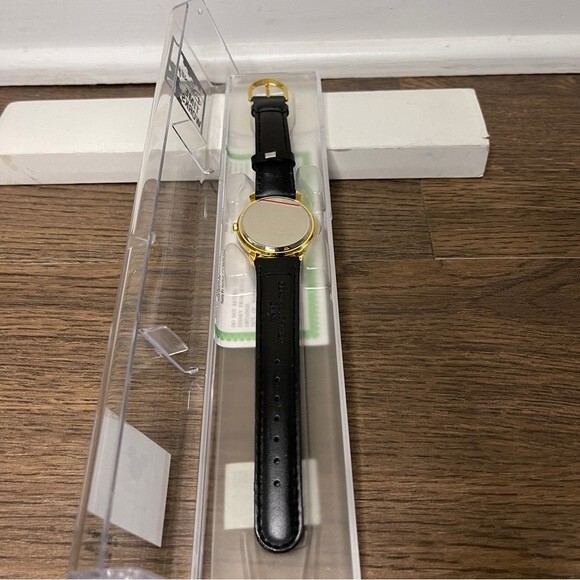 Walt Disney Pirates of the Caribbean Special Edition Sold Out Collectors Watch - Picture 2 of 15